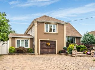 2768 Colonial Ave, Merrick, NY 11566