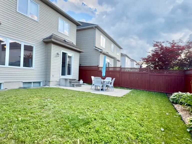 314 Oakcrest Way — Photo 13