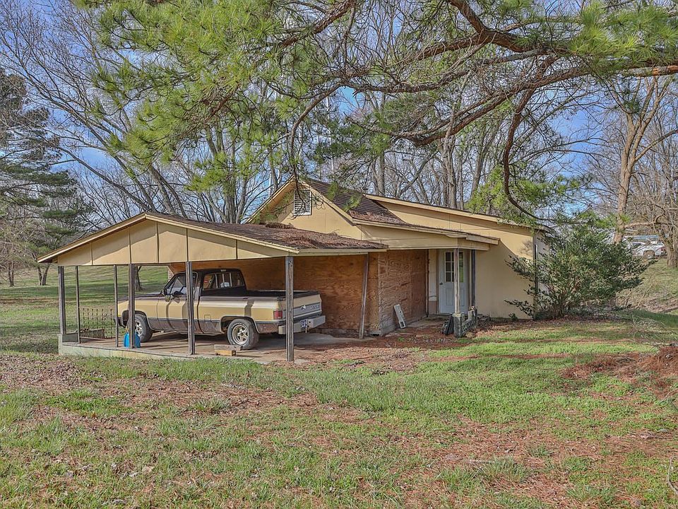 110 Holmes St, Trezevant, TN 38258 MLS 240865 Zillow