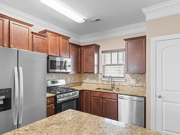 3rd image of 1604 Carsens Ferry Dr.