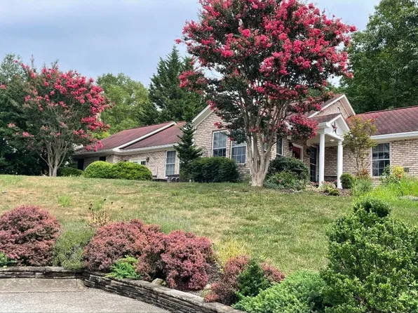 4051 Southview Ter SW, Roanoke, VA 24014