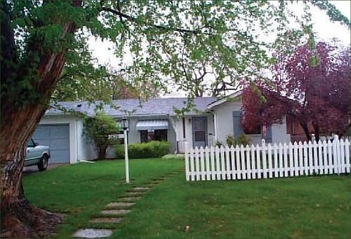 1st image of 2620 Krameria St