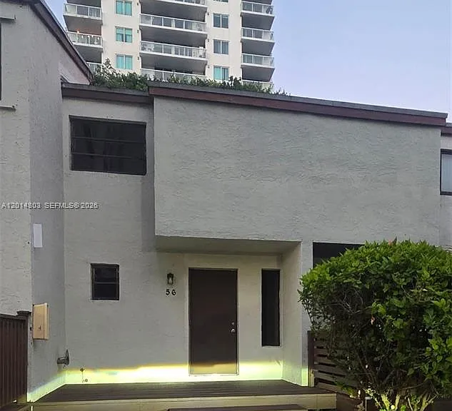 1901 NW South River Dr #56-F — Photo 2