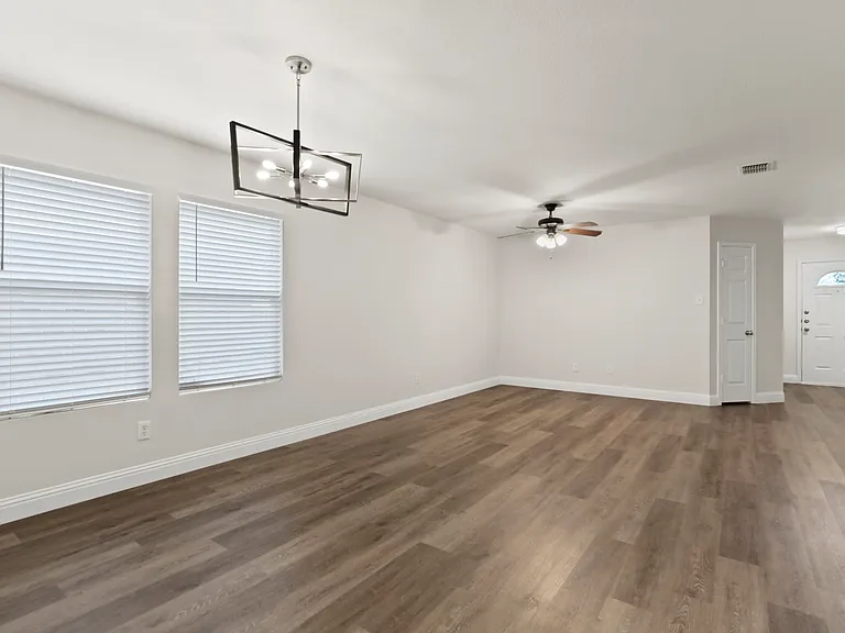 12900 Cedar Hollow Dr — Photo 7