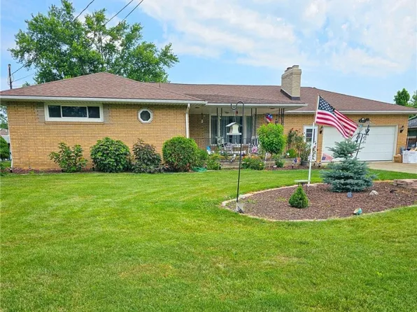 642 Robinson Rd, Campbell, OH 44405