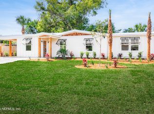 824 Bonita Rd, Atlantic Beach, FL 32233