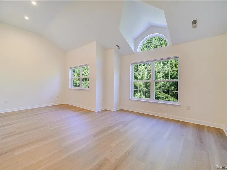 6204 High Ridge Ct — Photo 18
