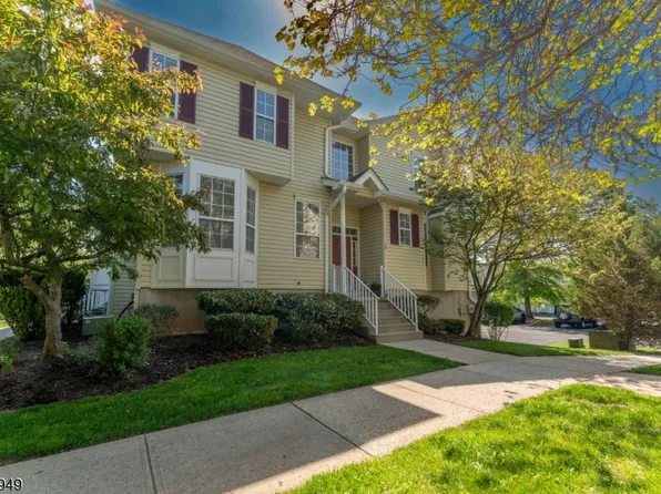 24 Kentworth Ct, Raritan Twp., NJ 08822