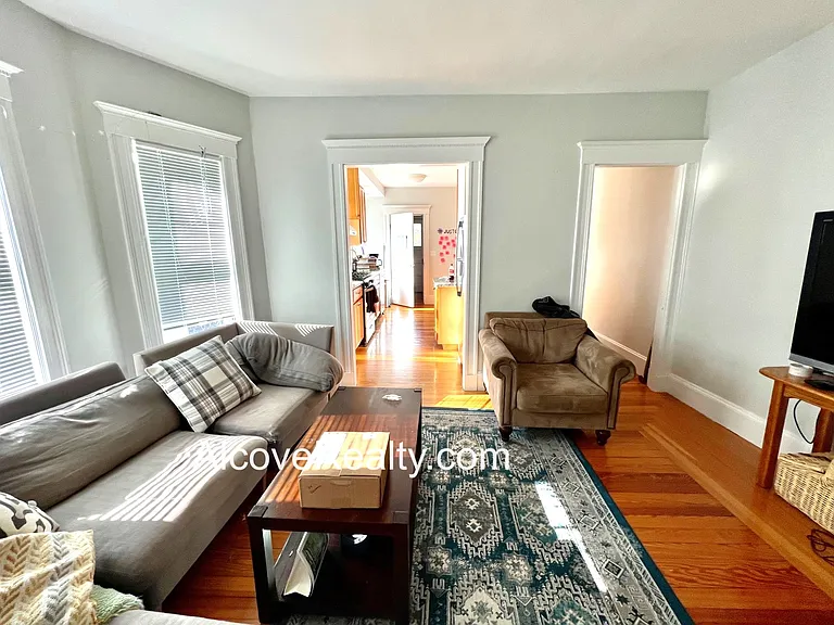 Leonard St — Photo 15