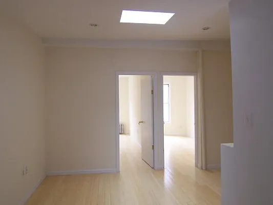 Rented by City Apt Group LLC | media 29