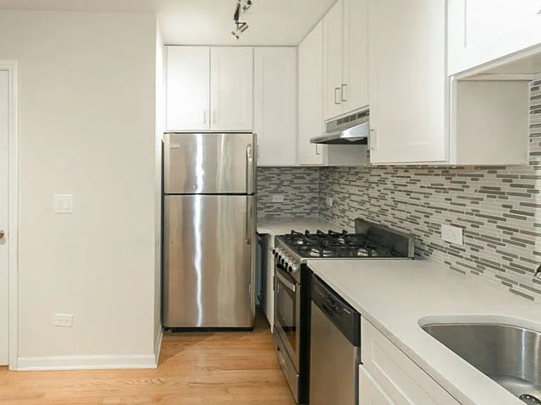 2520 W. Leland — Photo 43