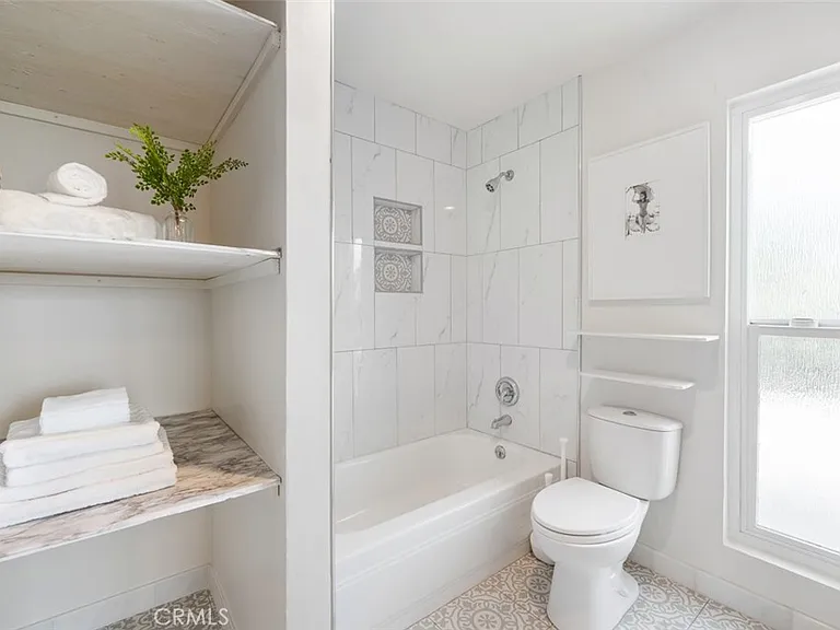 1059 Miramar St — Photo 18