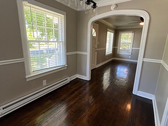 4th image of 818 Margin St