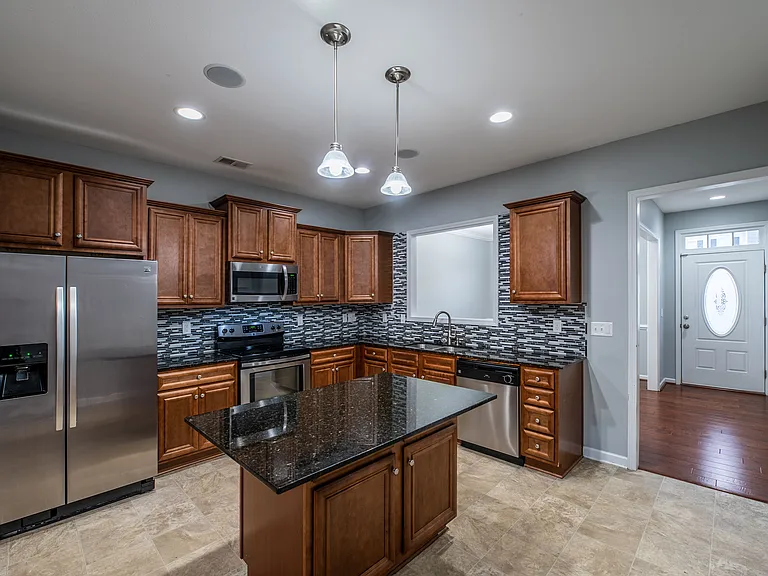 808 Derby Downs Ct — Photo 3