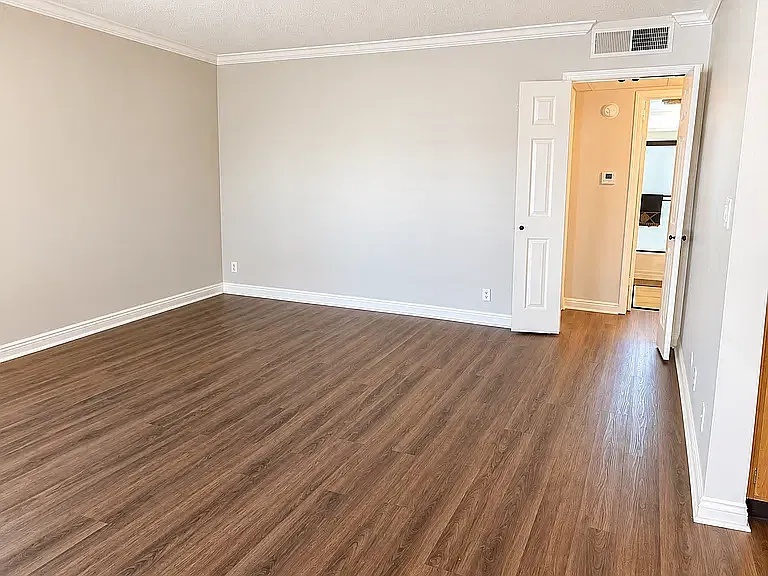 2 bed, $2,795 — Photo 2
