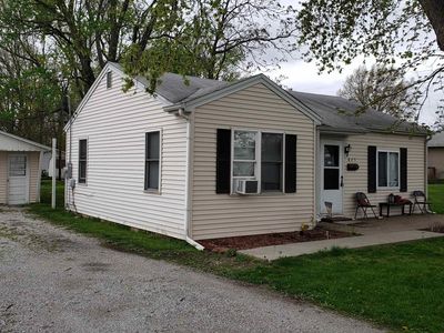825 N Silver St, Taylorville, IL, 62568