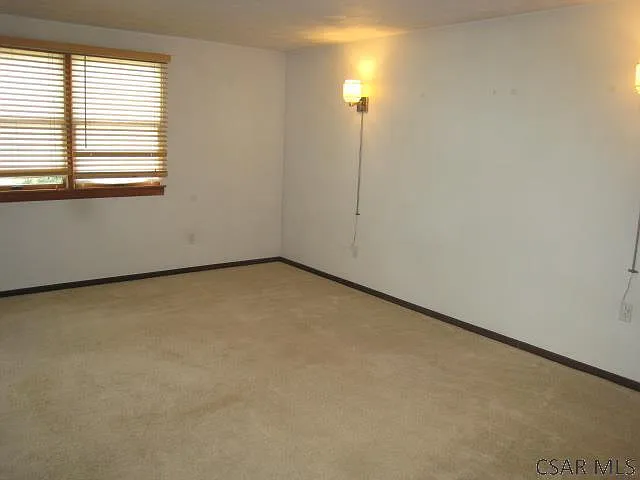 134 Leffler Dr — Photo 12
