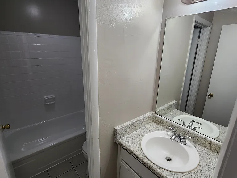 9400 Roberts Dr #3D — Photo 6