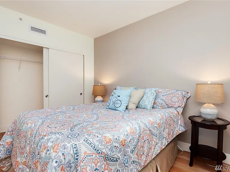 2911 2nd Ave #205 — Photo 6