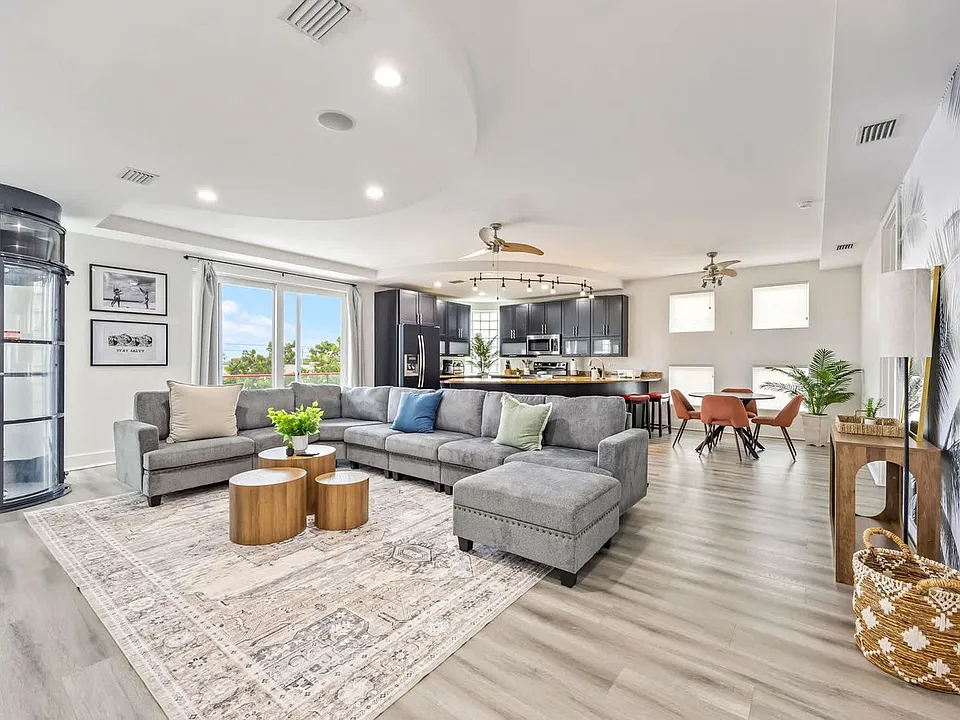 873 S Atlantic Ave #ID1245514P