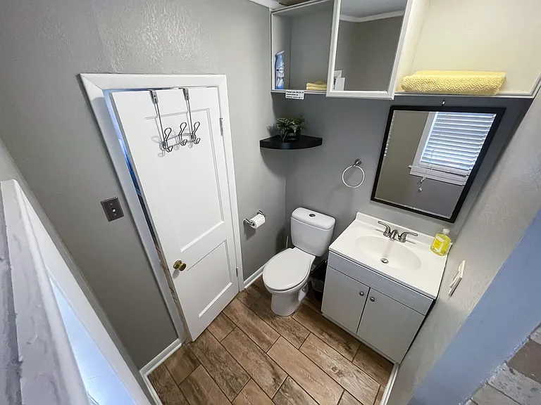335 N Gregg Ave #B — Photo 9