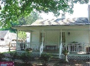 1013 Providence Rd, Newtown Square, PA 19073