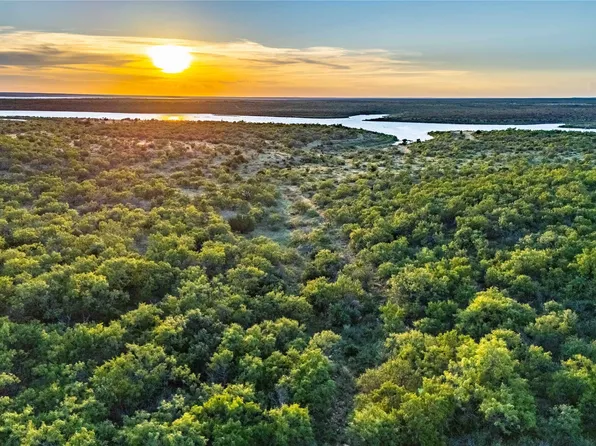 Fm 1929, Voss, TX 76888