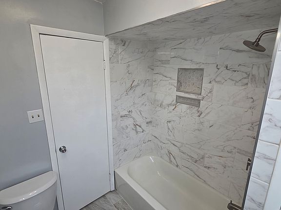 5th image of 419 N 2nd St