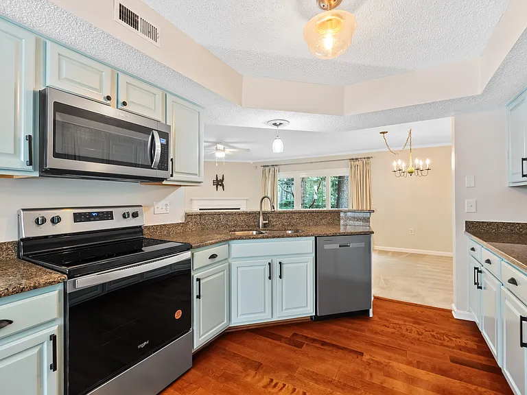 7630 Falcon Rest Cir — Photo 9