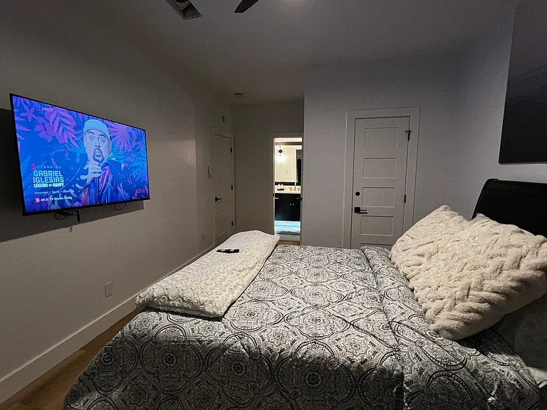 12166 Metric Blvd #270 — Photo 9