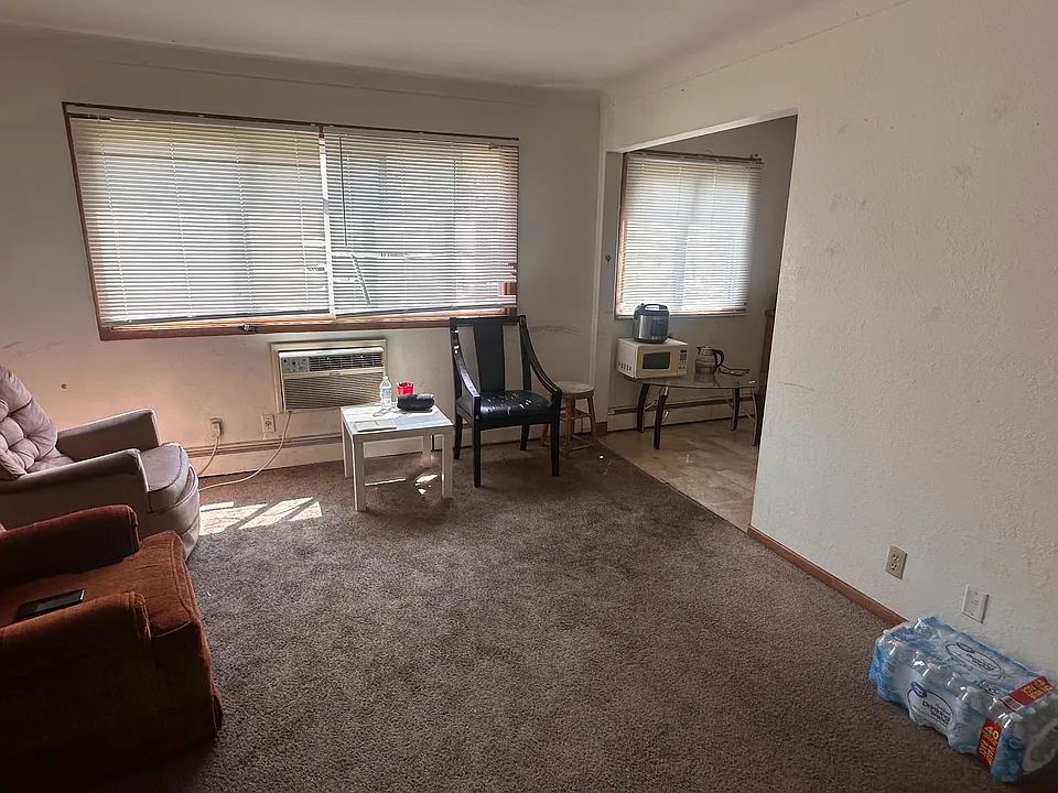 602 Cross Ave #6
