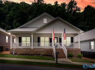 1521 Patterson St, Guntersville, AL 35976