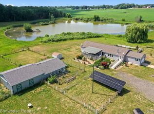 4155 N Neff Rd, Edmore, MI 48829