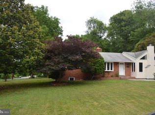 2512 Ross St, Alexandria, VA 22306