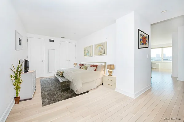 Rented by Keller Williams NYC | media 37