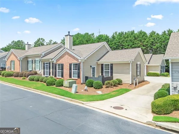 774 Camry Cir, Dallas, GA 30157