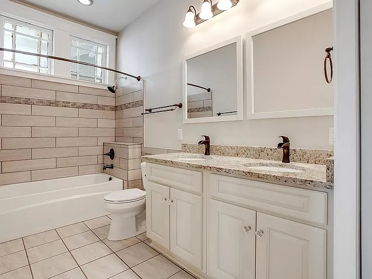 2616 Joseph St — Photo 4
