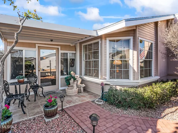 7751 W Red Garnet Ln, Tucson, AZ 85735
