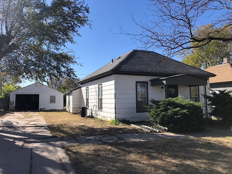 605 E 2nd St, Hoisington, KS 67544 Zillow