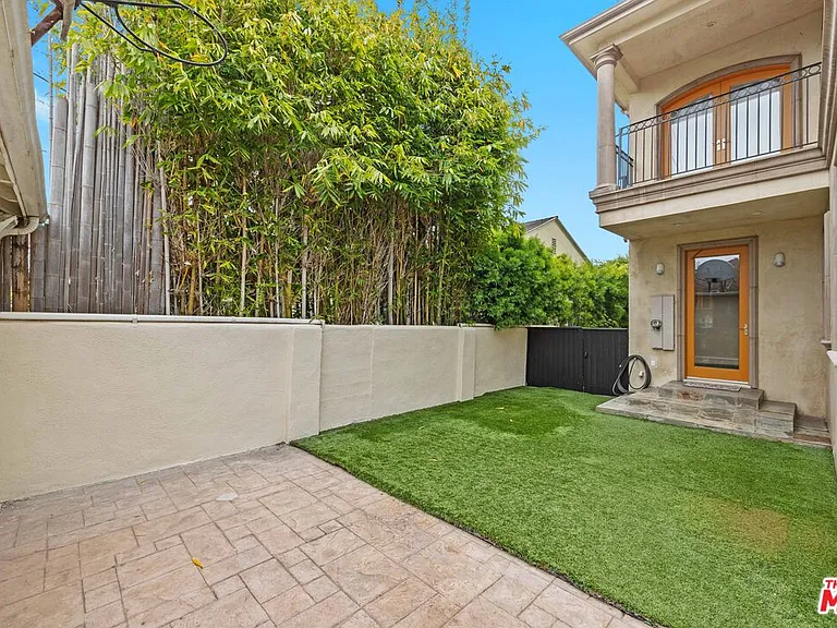 9033 Cresta Dr — Photo 41