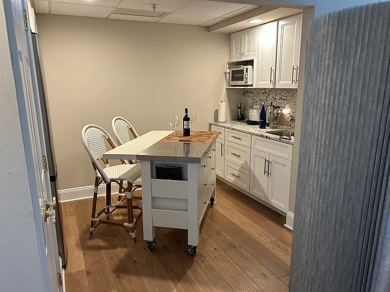 700 Ocean Ave — Photo 10