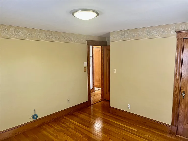 616 Adams St #1 — Photo 7