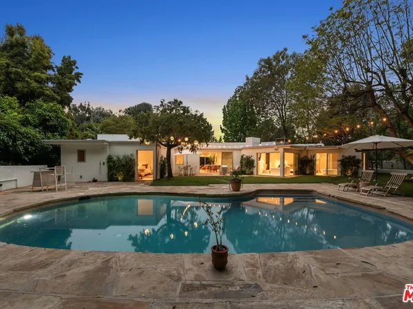 9451 Hidden Valley Pl, Beverly Hills, CA 90210