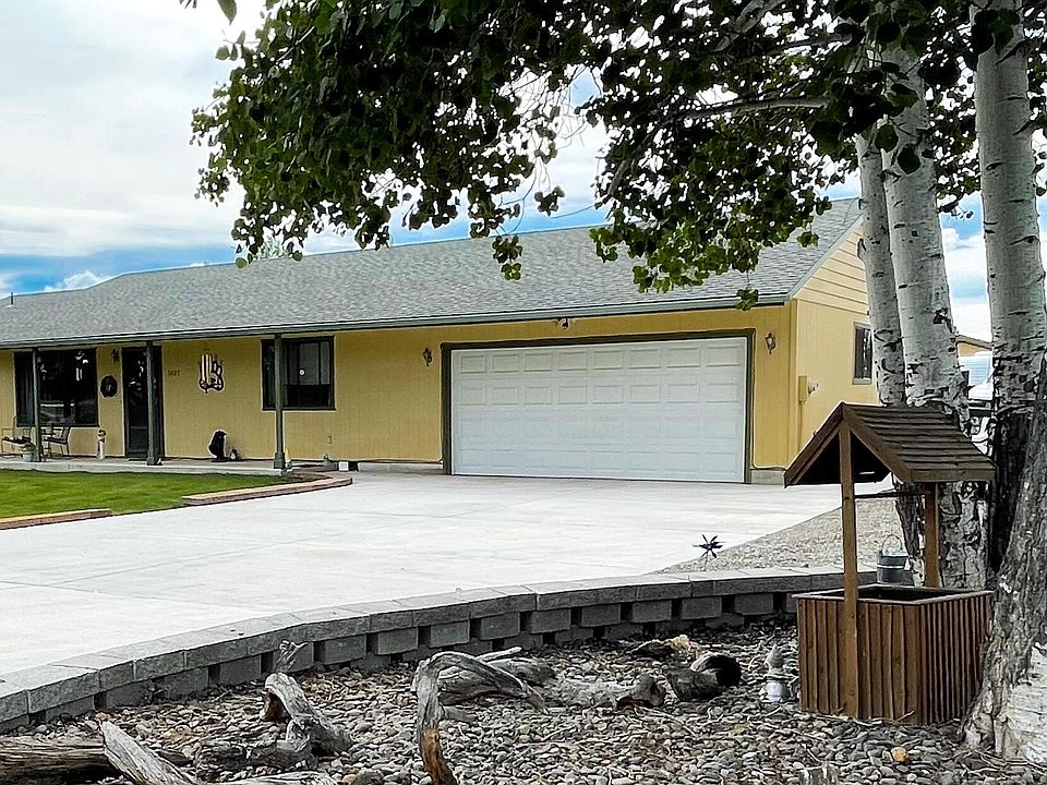 1st image of 3027 NE Tennessee Ln