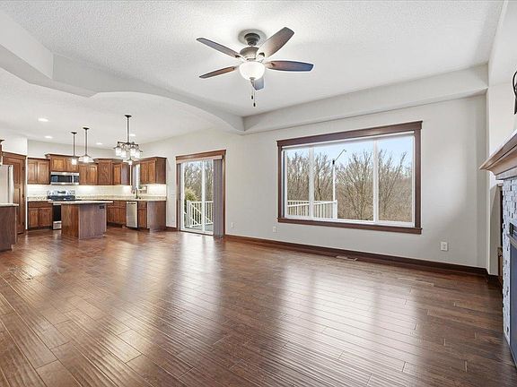 5th image of 1846 White Pine Ct