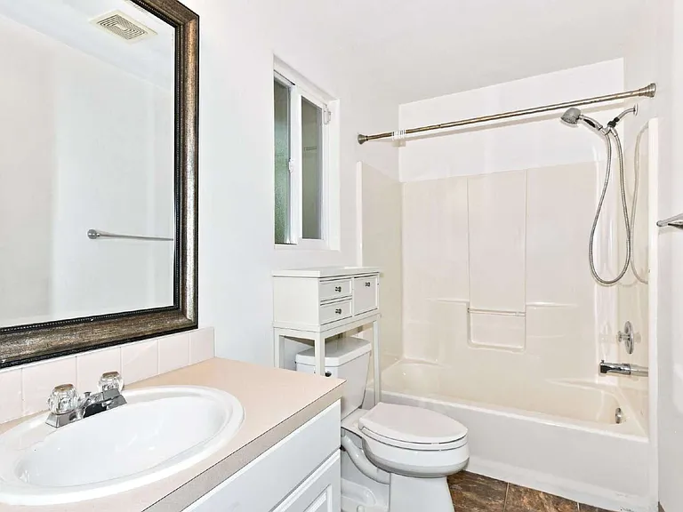 15679 170th Dr SE — Photo 11