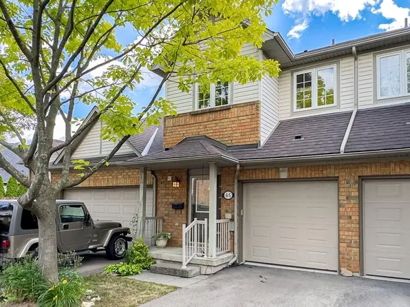 100 Beddoe Dr #65, Hamilton, ON L8P 4Z2