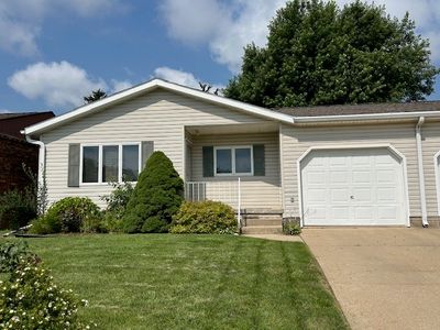 1606 13th Ave, Belle Plaine, IA, 52208