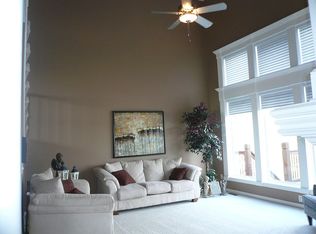 4801 SW Gull Point Dr, Lees Summit, MO 64082