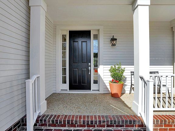 2nd image of 141 Enclave Ct #1CTVEC